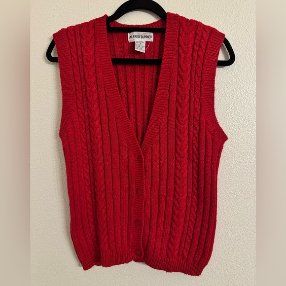 Alfred Dunner Tops - Vintage Alfred Dunner Red Woman’s Sweater Vest